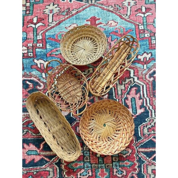 Set of 5 Vintage Baskets | Wicker Baskets | Wall Decor | Cottage Wall Basket - Picture 1 of 6